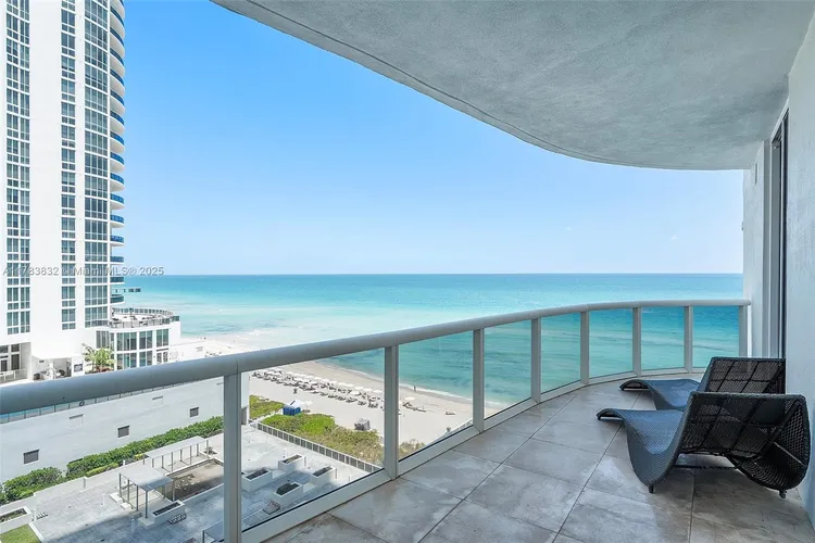 Trump Tower 3 #802 image #22