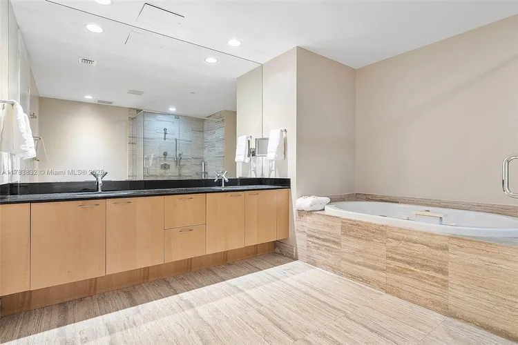 Trump Tower 3 #802 image #27