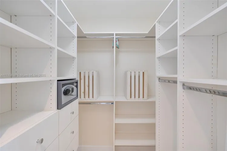 Trump Tower 3 #802 image #28