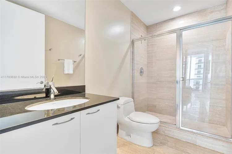 Trump Tower 3 #802 image #32