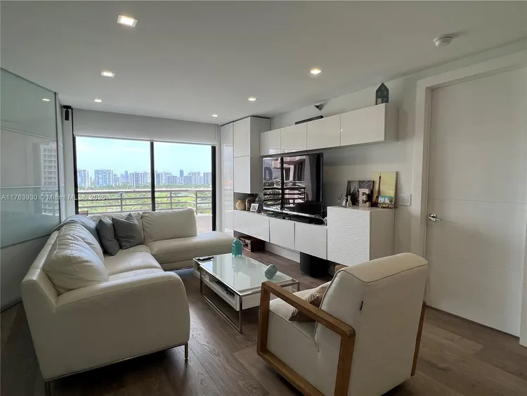 Parc Central South #1610 image #12