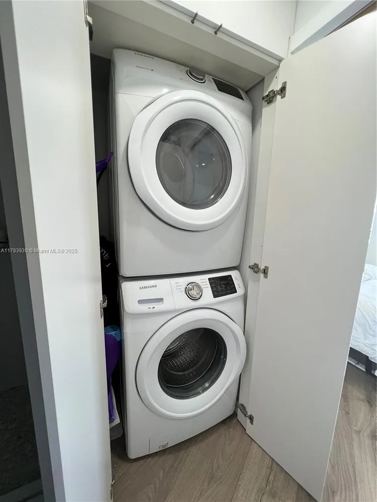 Parc Central South #1610 image #21