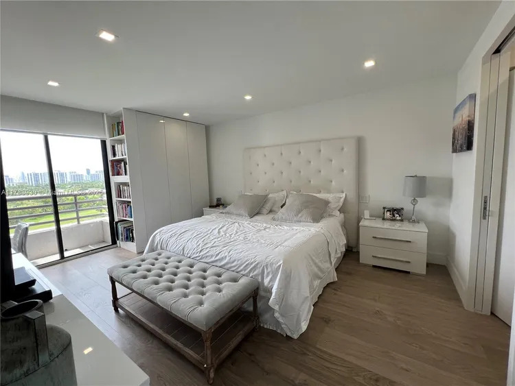 Parc Central South #1610 image #22