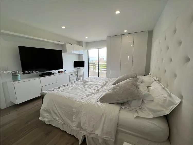 Parc Central South #1610 image #23