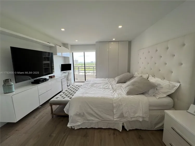 Parc Central South #1610 image #25