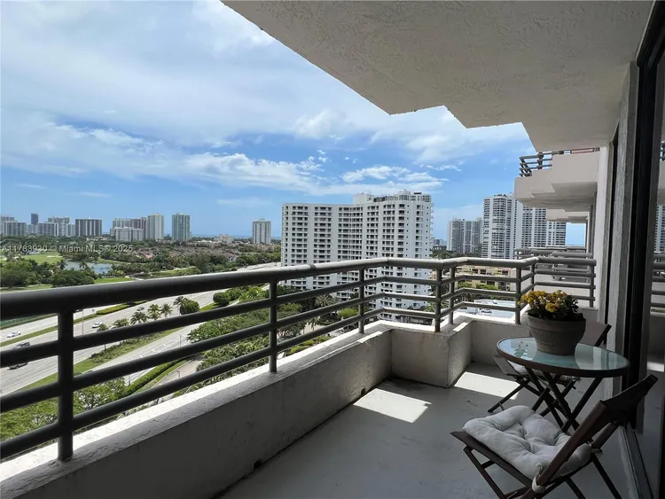 Parc Central South #1610 image #32