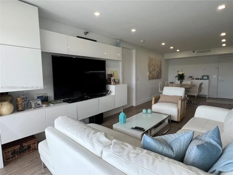 Parc Central South #1610 image #9