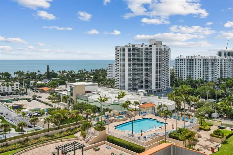 The Tides at Bridgeside Square #1407 image #14