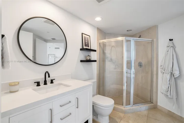 Icon Brickell I #3907 image #25