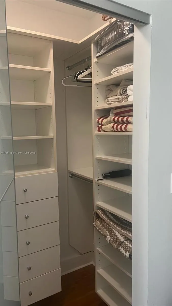 One Miami #1906 image #14