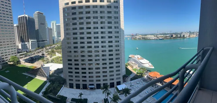 One Miami #1906 image #21