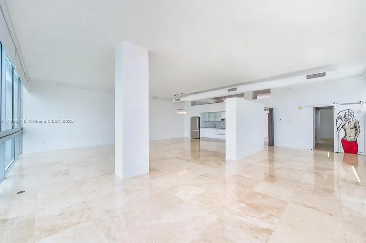 Space 01 Lofts #1101 image #12