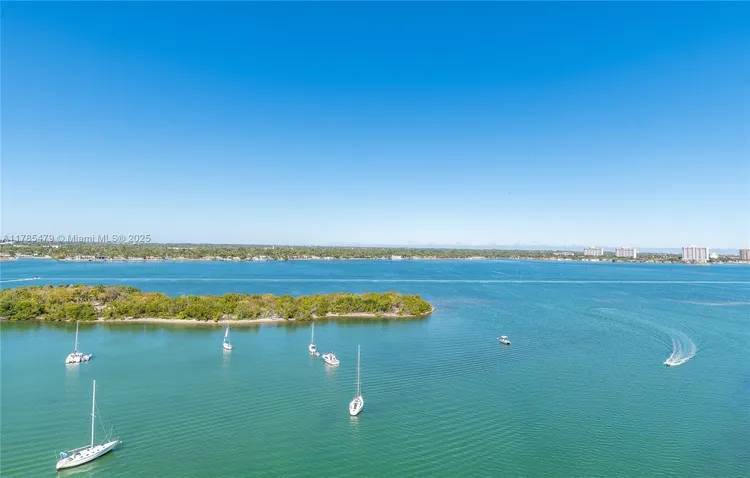 Space 01 Lofts #1101 image #39