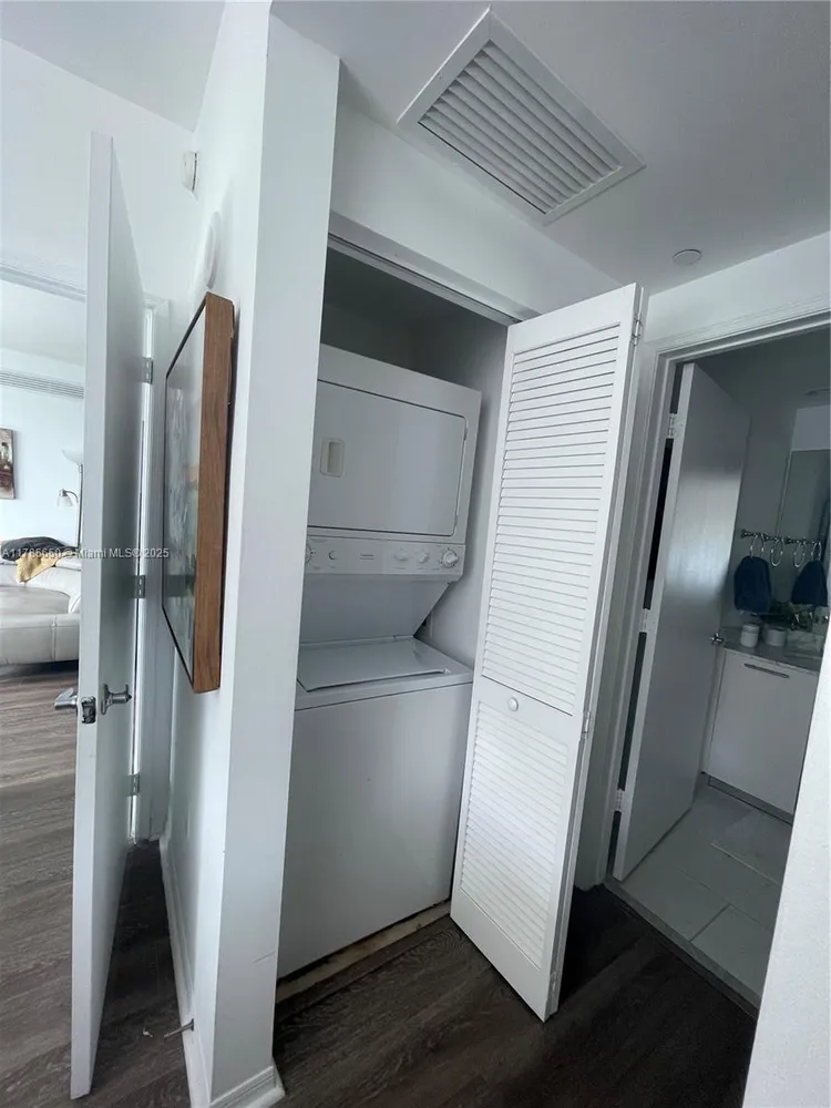 The Plaza on Brickell North #2907 image #18