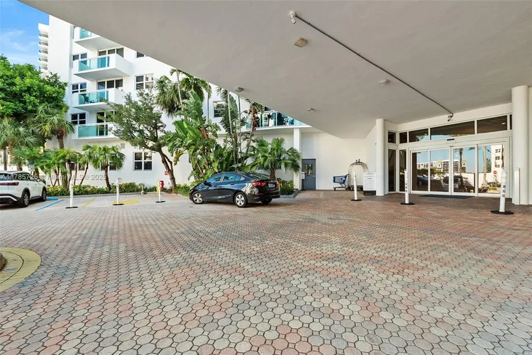 The Residences On Hollywood Beach #1407 image #22