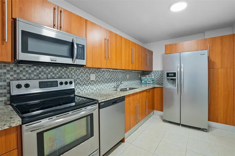 The Residences On Hollywood Beach #1407 image #9