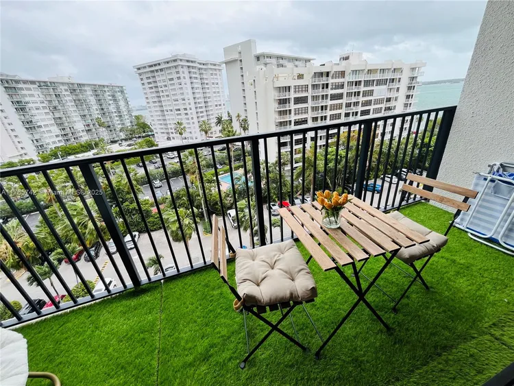 Costa Bella #811 image #23