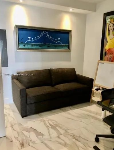 Sereno #602 image #8