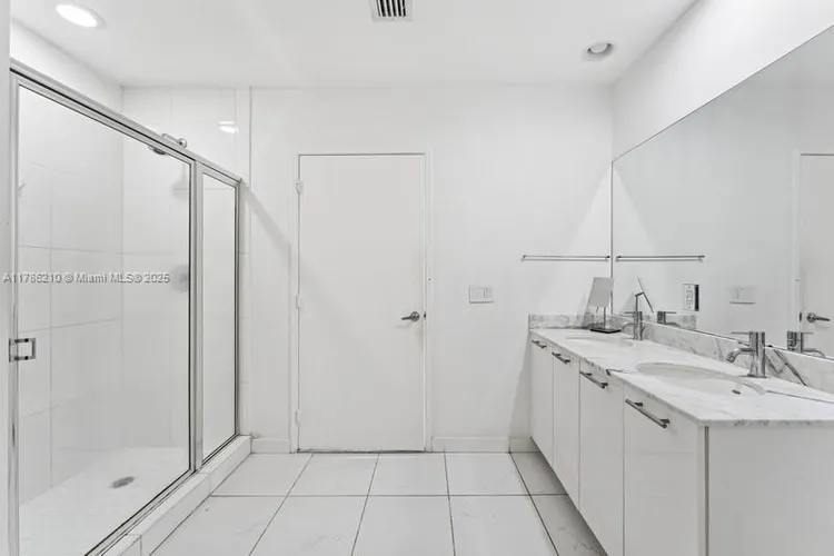 The Plaza on Brickell North #4606 image #12