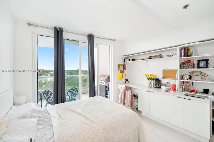 Casablanca Villas #510 image #12