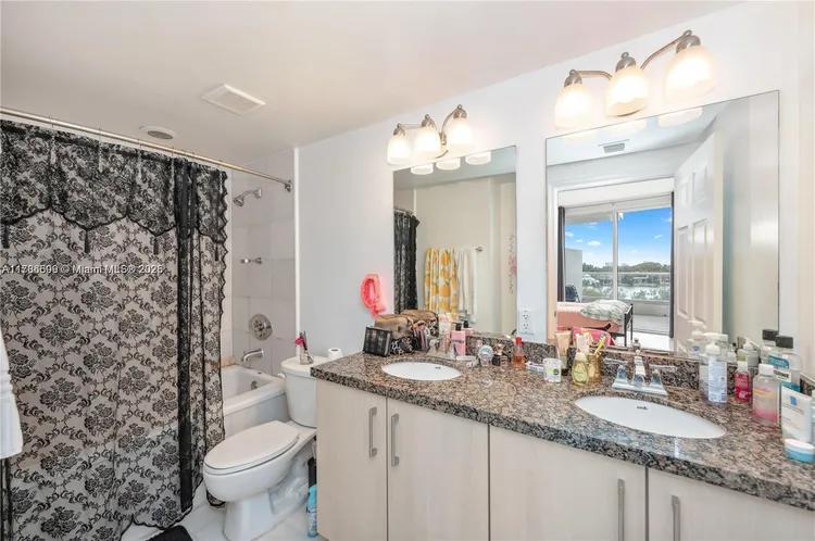 Casablanca Villas #510 image #23