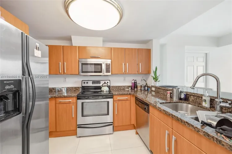 Casablanca Villas #510 image #32