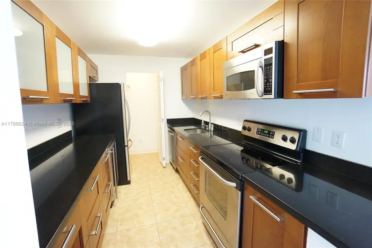 401 Blu Condo #PH101 image #11