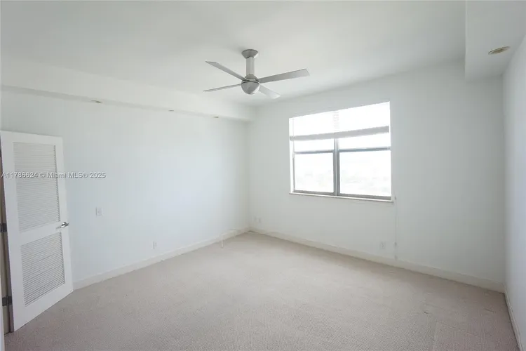 401 Blu Condo #PH101 image #12