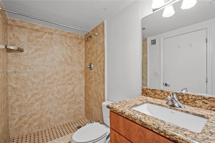 401 Blu Condo #PH101 image #20