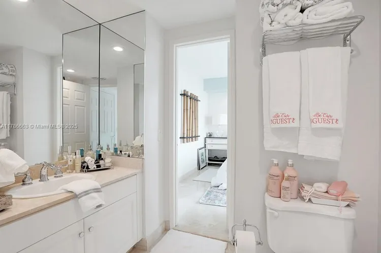 Hidden Bay #2310 image #15