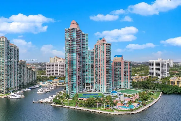 Hidden Bay #2310 image #27