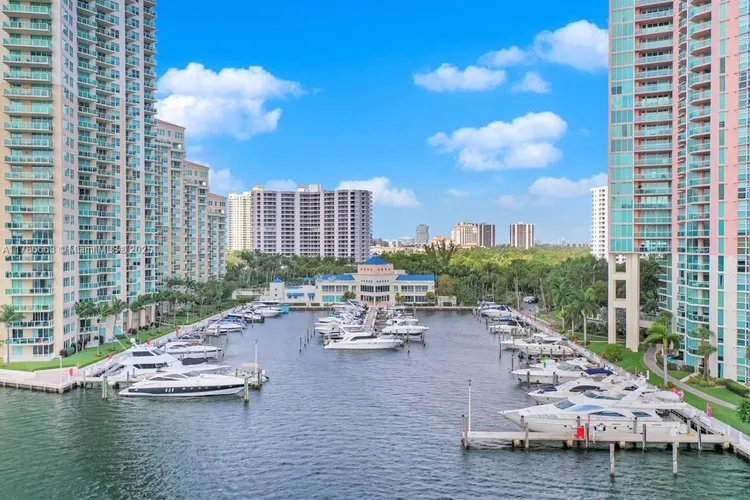 Hidden Bay #2310 image #28