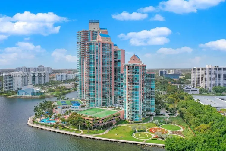 Hidden Bay #2310 image #29