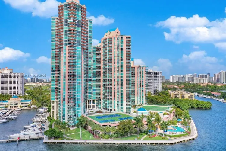 Hidden Bay #2310 image #30