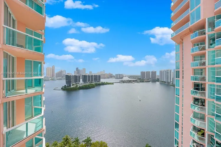 Hidden Bay #2310 image #31