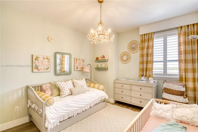 Colonnade at Dadeland #705 image #13