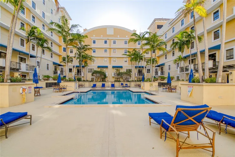 Colonnade at Dadeland #705 image #17