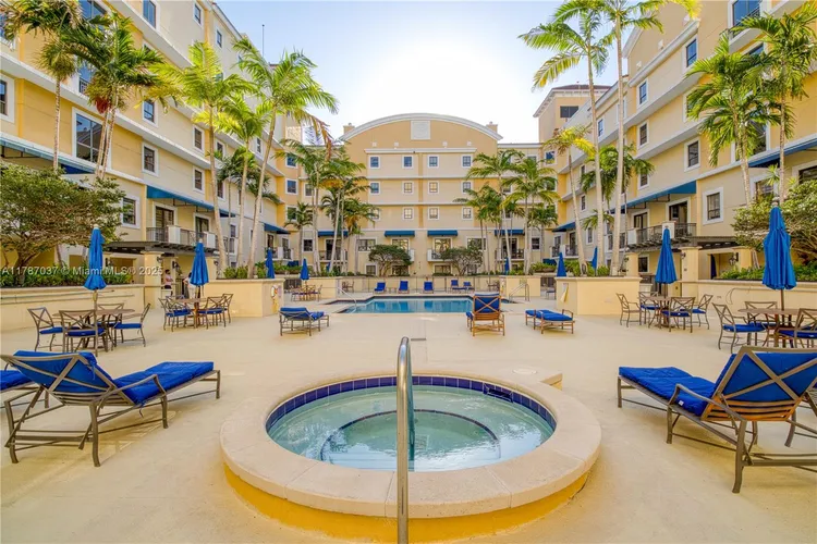 Colonnade at Dadeland #705 image #18