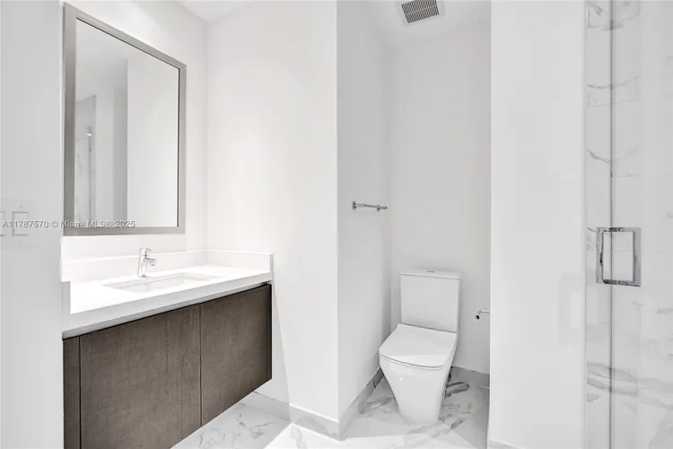 Paramount Miami Worldcenter #4502 image #22