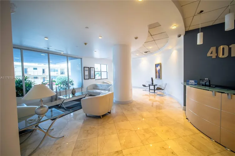 401 Blu Condo #700 image #23