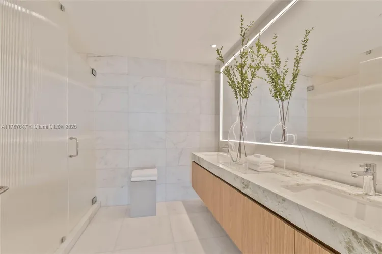 Five Park #2705 image #10