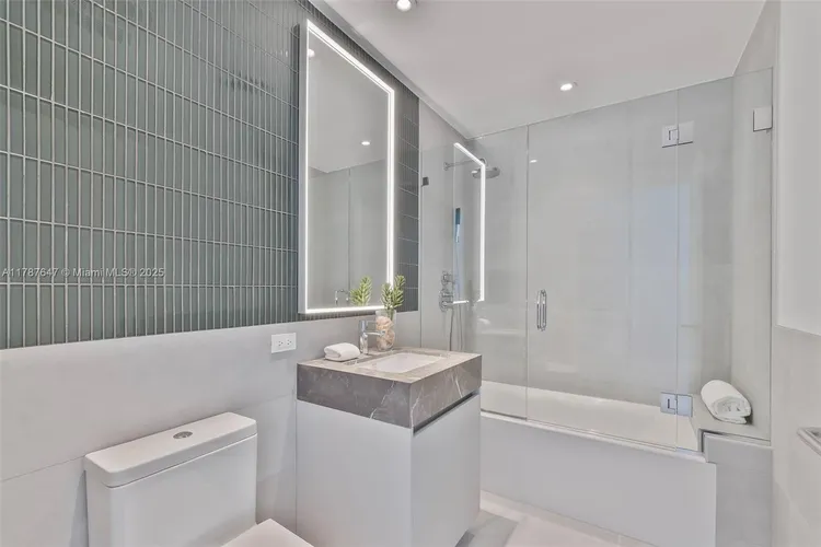 Five Park #2705 image #13