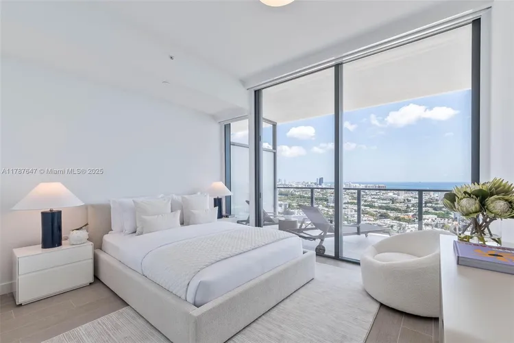 Five Park #2705 image #14