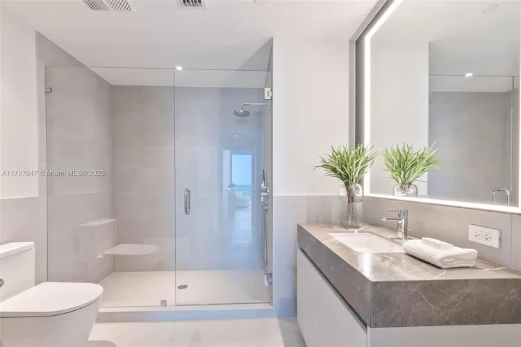 Five Park #2705 image #16