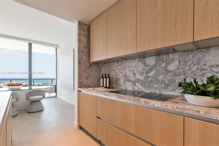 Five Park #2705 image #24