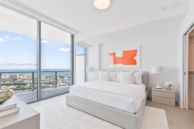 Five Park #2705 image #6