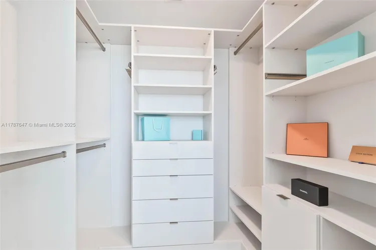 Five Park #2705 image #9