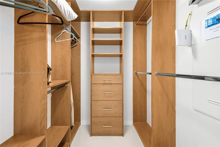 Icon Brickell III (W Miami) #3508 image #19