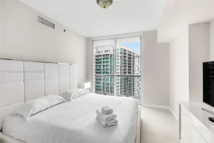 Icon Brickell III (W Miami) #3508 image #24