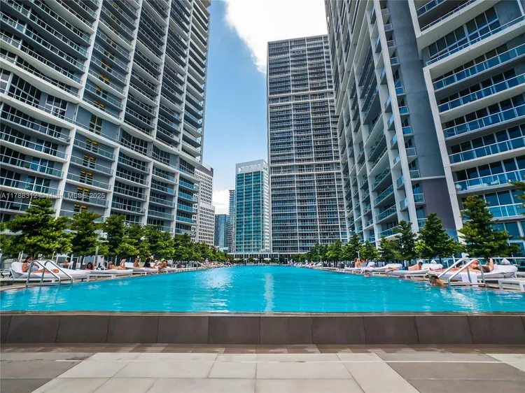 Icon Brickell III (W Miami) #3508 image #35